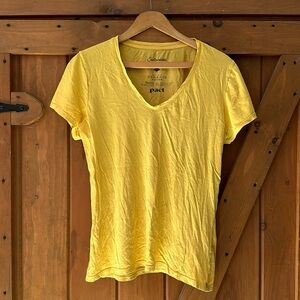 Pact Organic cotton v neck